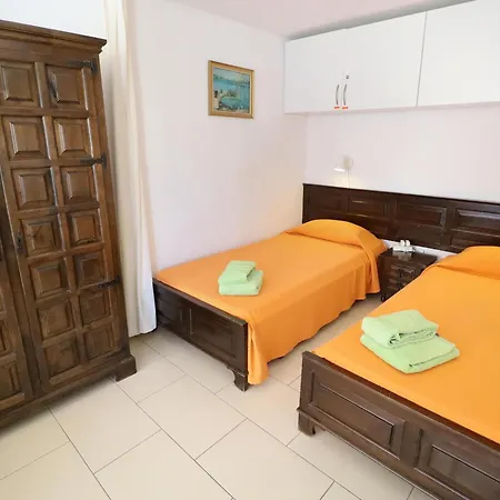 Vacaciones Junto A La Playa En Nuestro En Santa Margarita, - Es-366-3 Apartment Roses